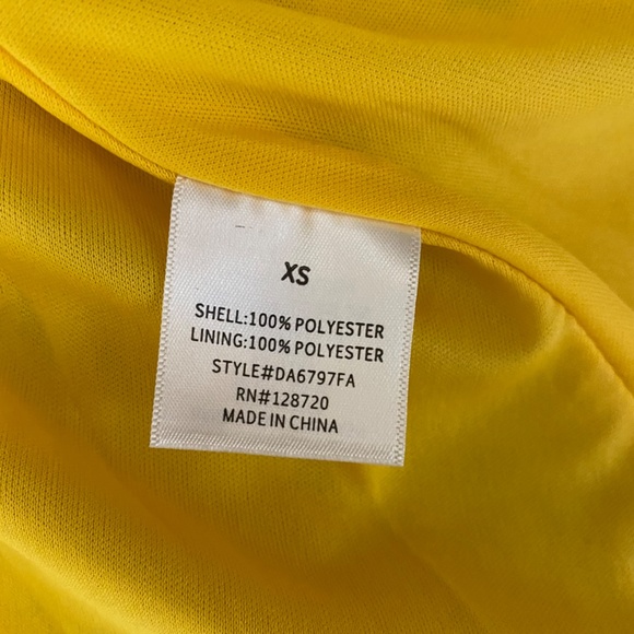 NWT yellow floral dress - Picture 6 of 9